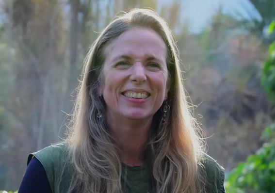 Flávia Lins e Silva, criadora de Pilar e de “D.P.A.”, anuncia projetos para cinema e TV